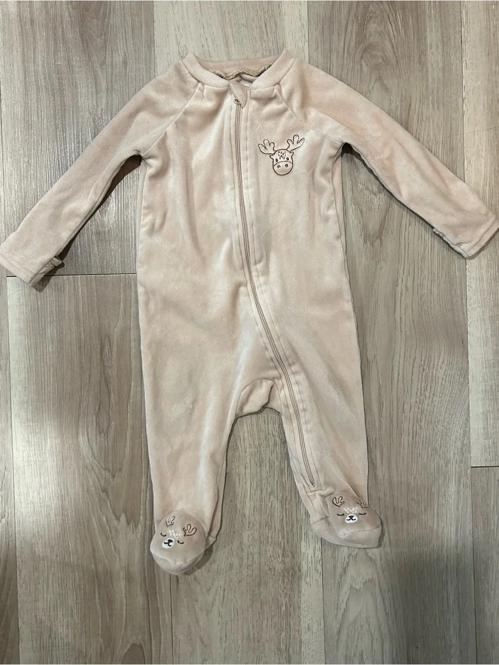 Stitch & Stone Beige Velour Deer Footed Sleeper Pajamas 9M Soft Plush One Piece